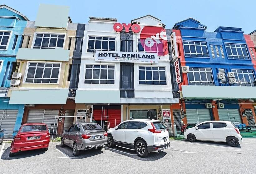 בית מלון כפרי Oyo 90364 Gemilang