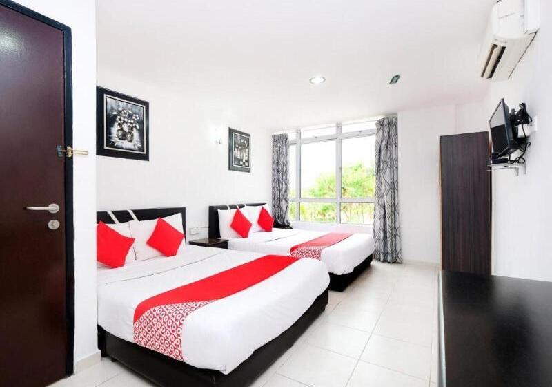 בית מלון כפרי Oyo 90364 Gemilang