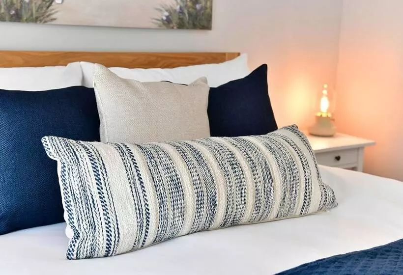 Just Stay Wales   Hartwell House Mumbles