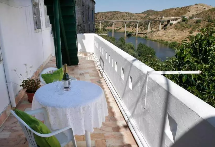 Majatalo Alojamentos Oasis