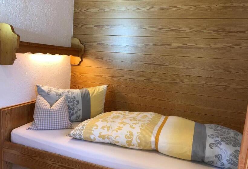 Pensió Gästehaus Am Kurparkweg