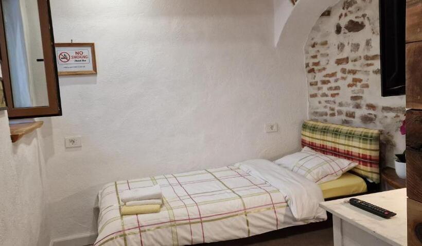 פנסיון Guesthouse Postavarului