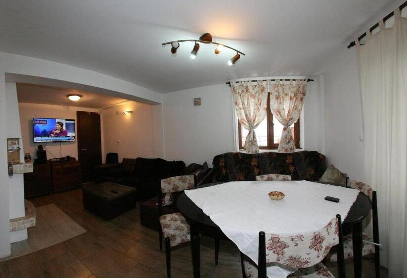 膳宿费 La Buni Busteni