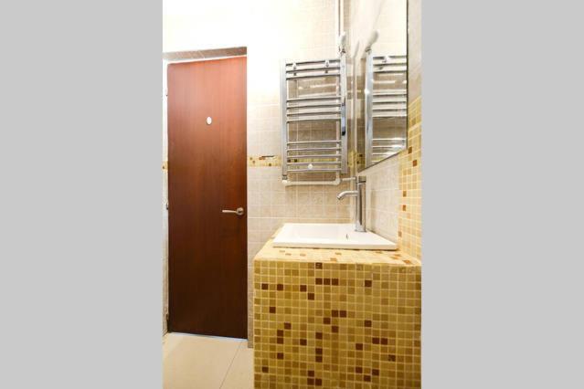 膳宿费 La Buni Busteni