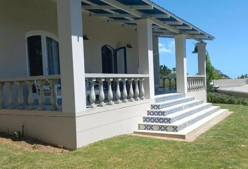 ペンション Morton Manor