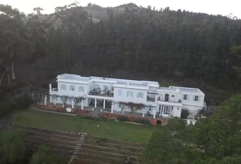 ペンション Morton Manor