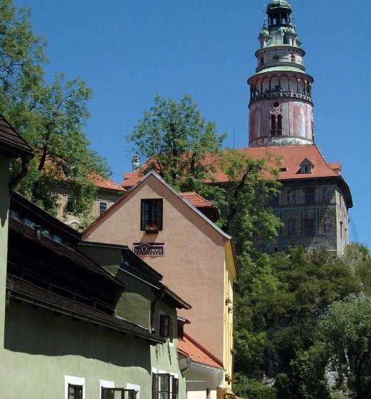 بنسيون Penzion Na Ostrově