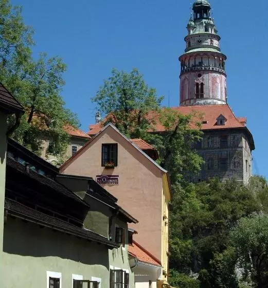 ペンション Penzion Na Ostrově