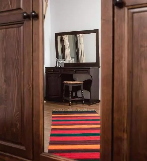 پانسیون Topalovi Guest House
