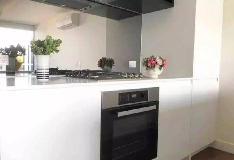 Readyset Apartments At Marque