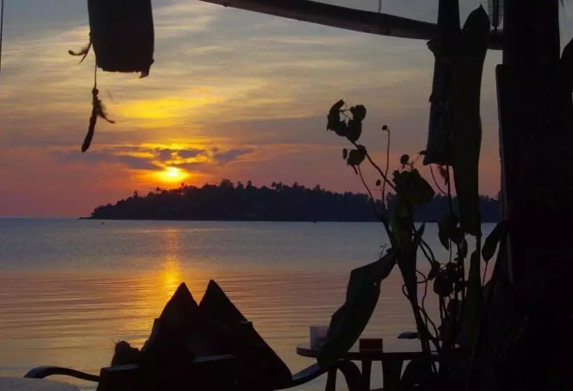 Lomakeskus Alcove Bungalow