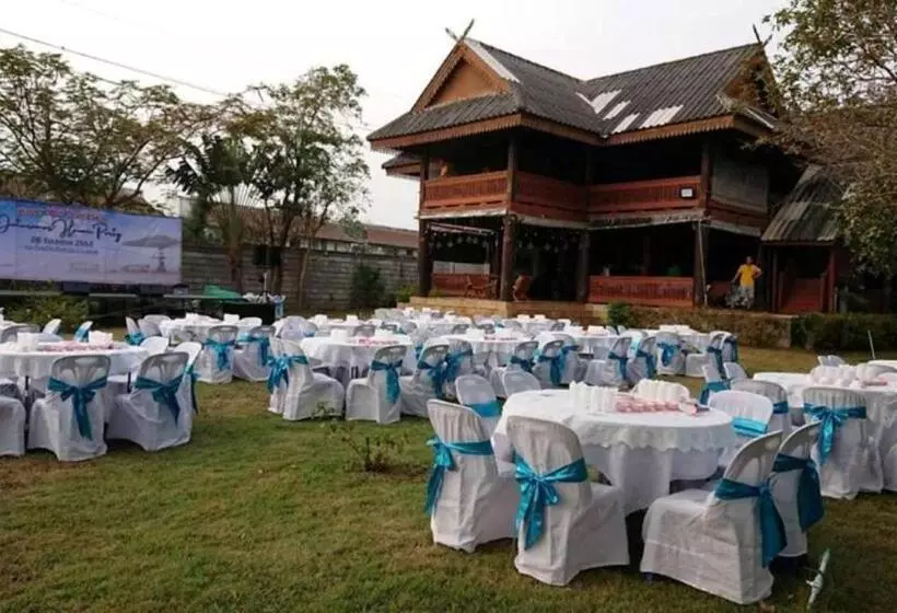 リゾートホテル Ruen Thai Rim Haad