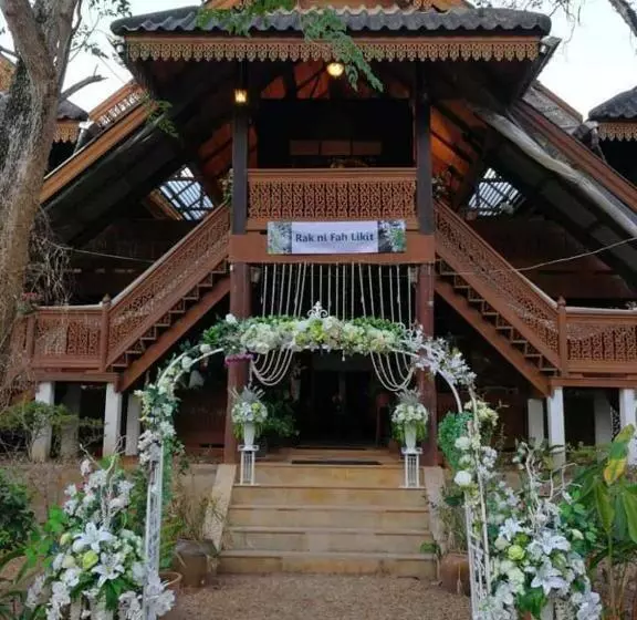 リゾートホテル Ruen Thai Rim Haad