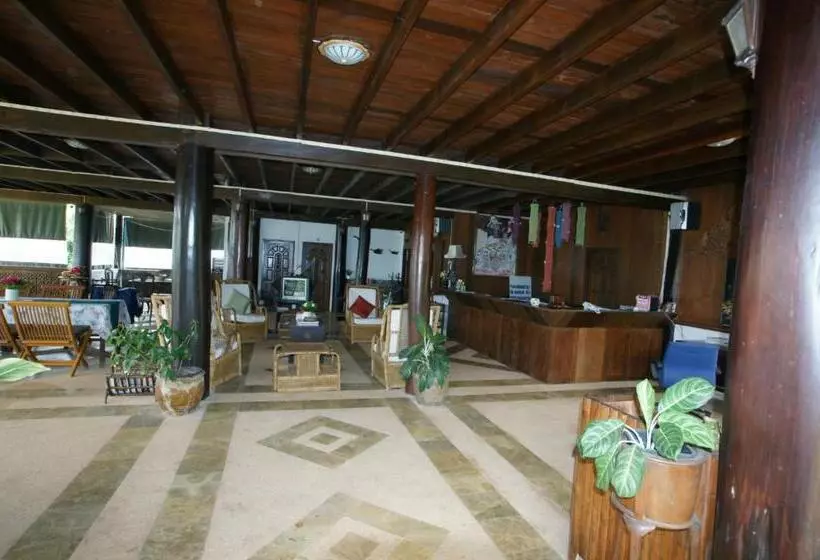 リゾートホテル Ruen Thai Rim Haad