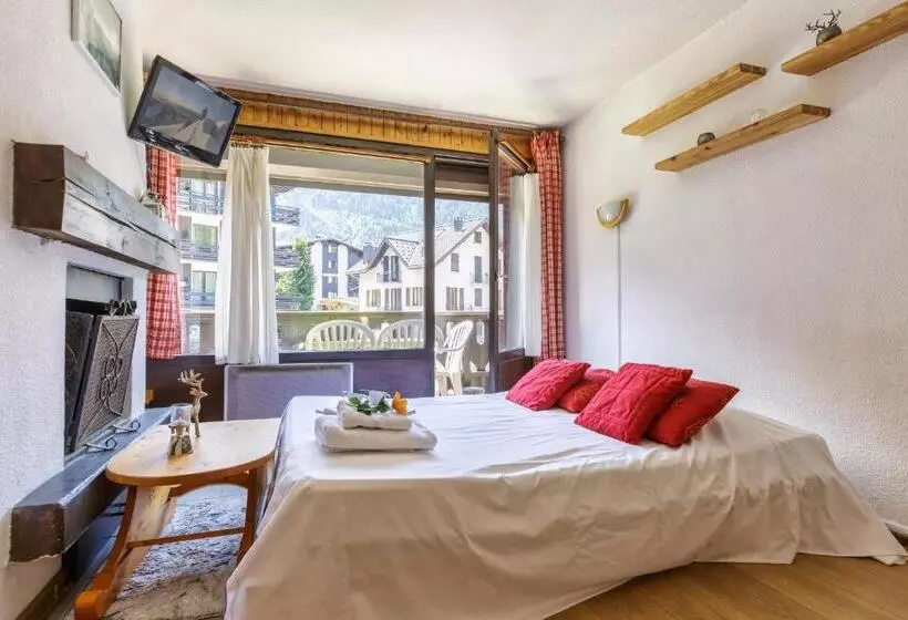 Appartement Central Des Houches   15   Happy Rentals