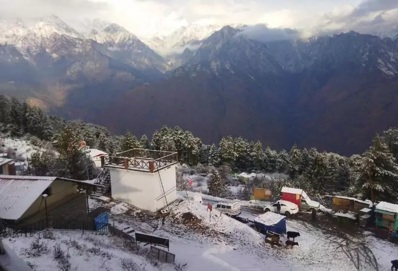 ベッドアンドブレックファースト Mountain View Stay In Auli