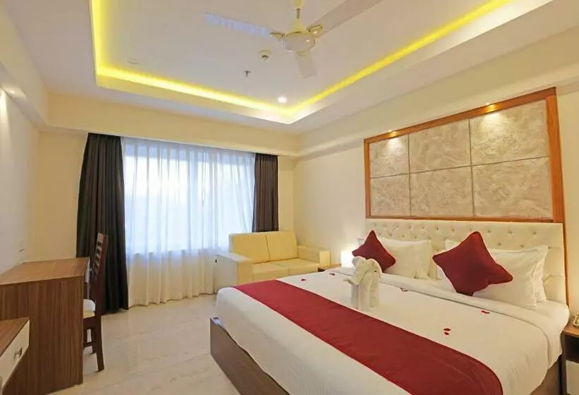 Hotelli Krishnavalsam Regency