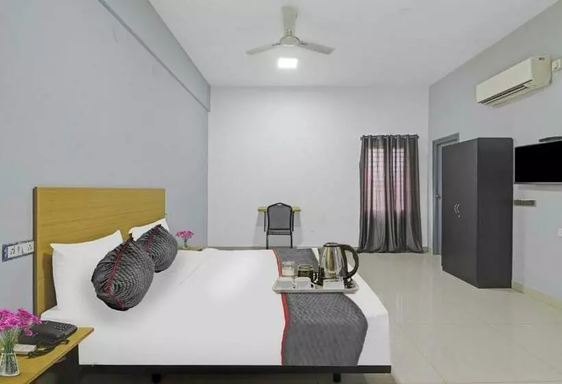 ホテル Townhouse De Alphabet