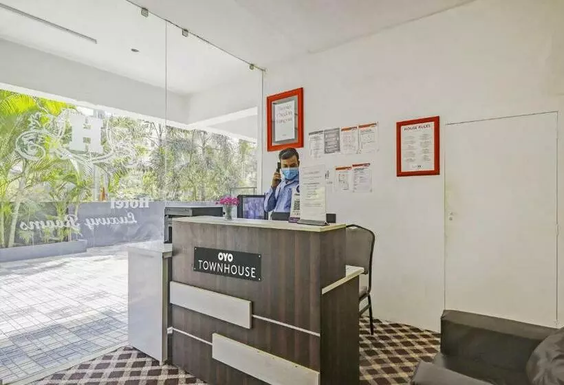 ホテル Townhouse De Alphabet