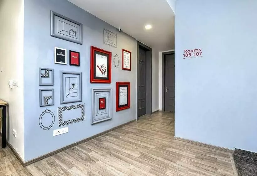 ホテル Townhouse De Alphabet