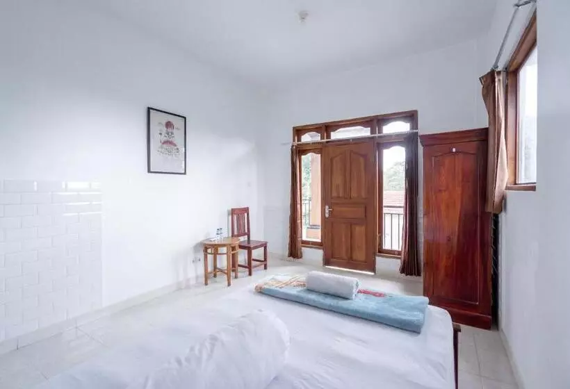 ホテル Sdk Homestay Uluwatu