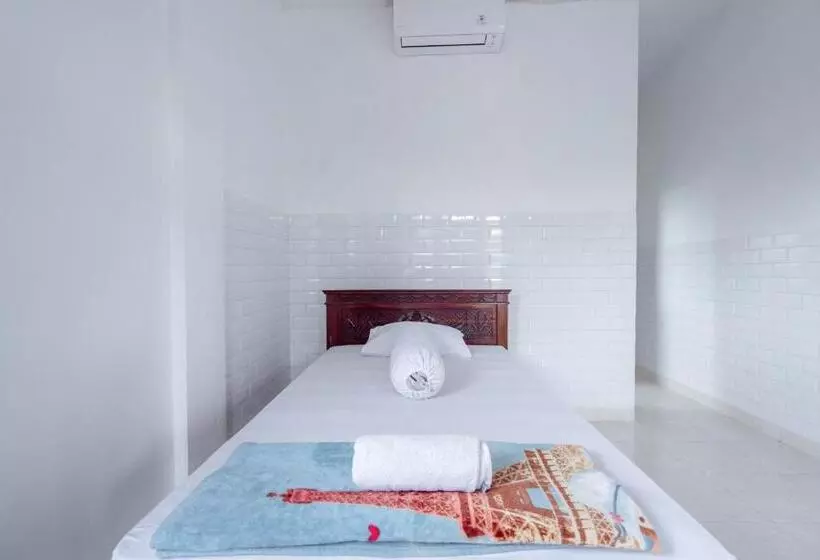 ホテル Sdk Homestay Uluwatu