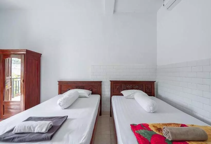 ホテル Sdk Homestay Uluwatu