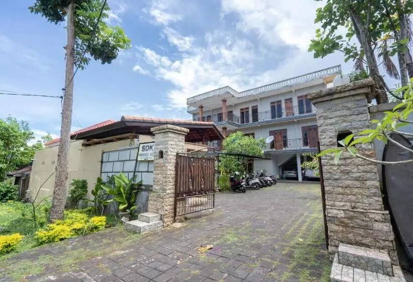ホテル Sdk Homestay Uluwatu