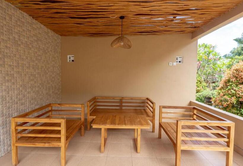 هتل Sdk Homestay Uluwatu