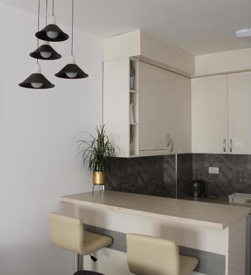 Lovely Apartment Ljupki Stan