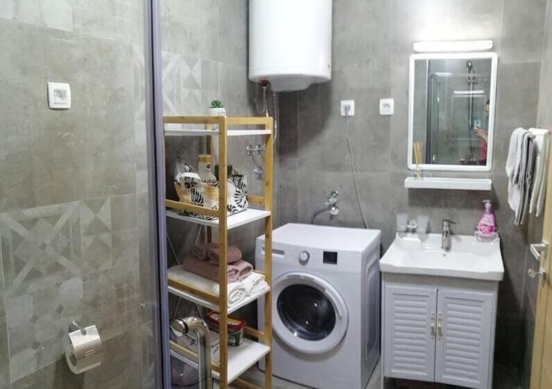 Lovely Apartment Ljupki Stan