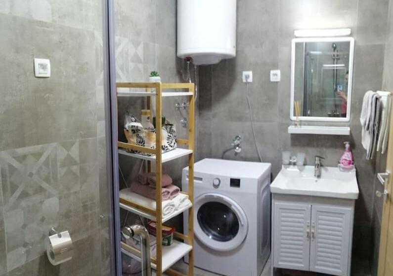 Lovely Apartment Ljupki Stan