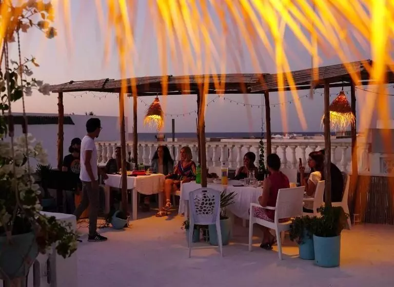 پانسیون Dar Evelyne By Daldoul