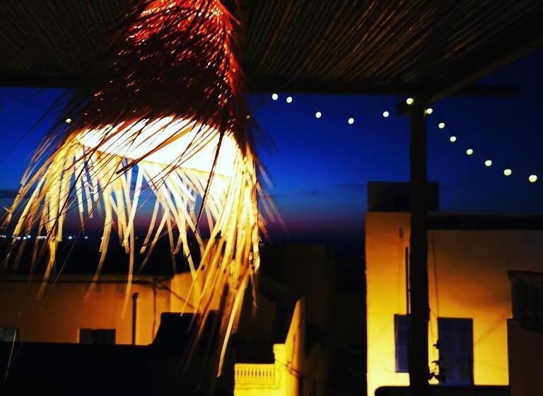 ペンション Dar Evelyne By Daldoul