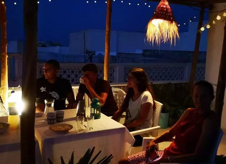 پانسیون Dar Evelyne By Daldoul