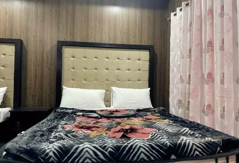 پانسیون Oriole Guest House Economy Living