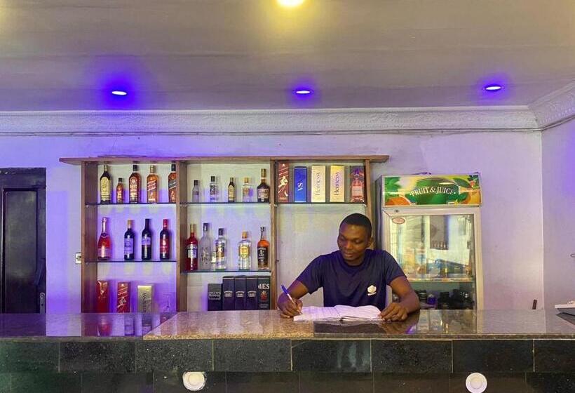 Presken Hotel @villa