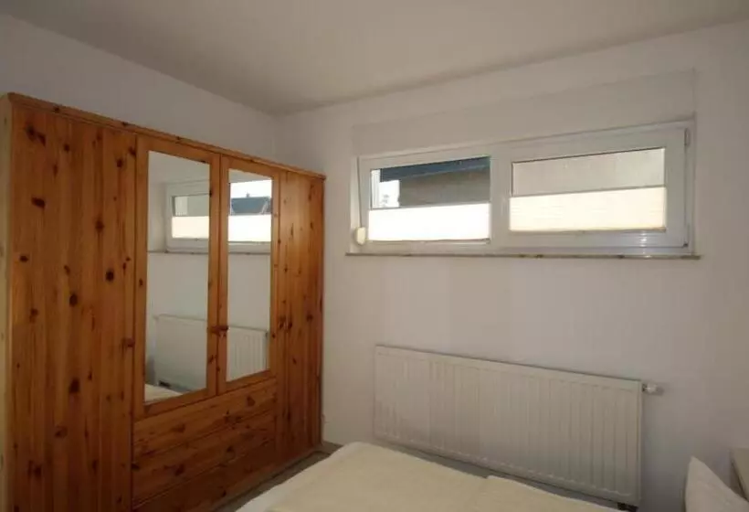 44 Eg   Ferienwohnung Mit Terrasse Und Seeblick