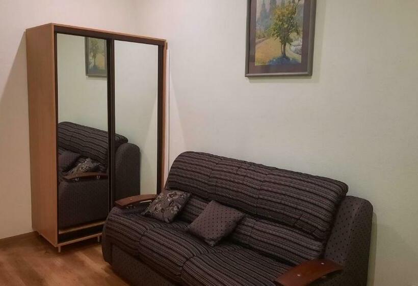 ユースホステル готель дністер