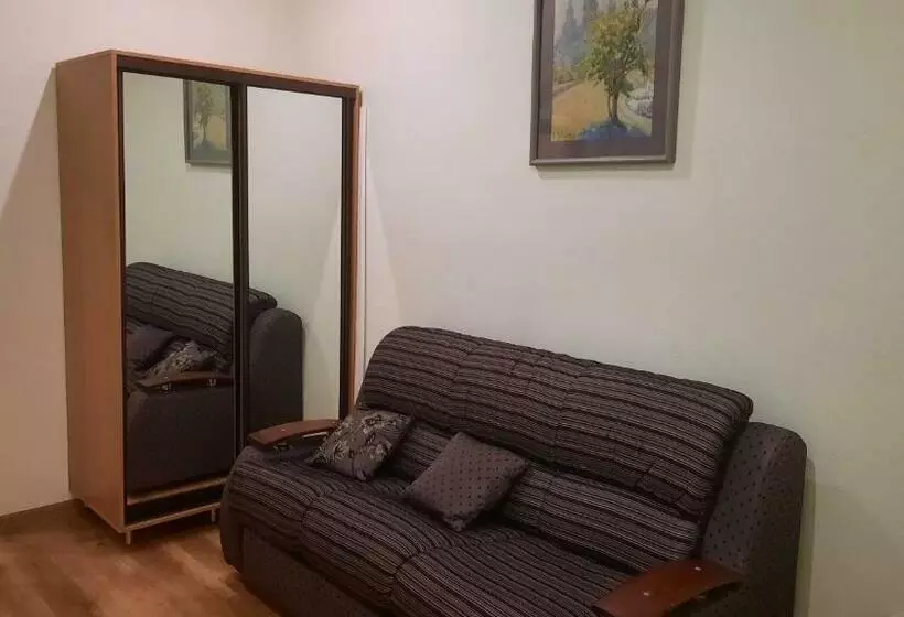 ユースホステル готель дністер