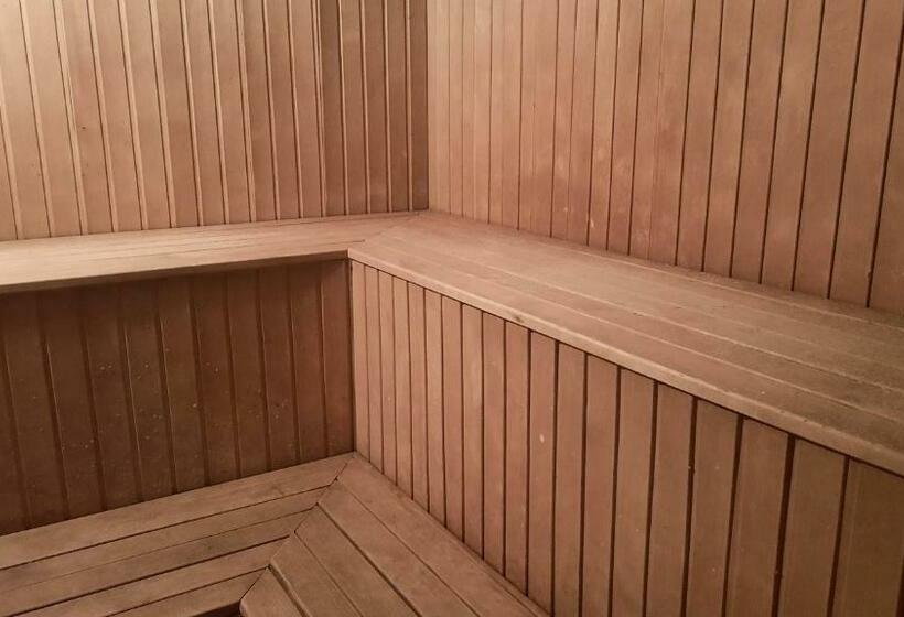 ユースホステル готель дністер