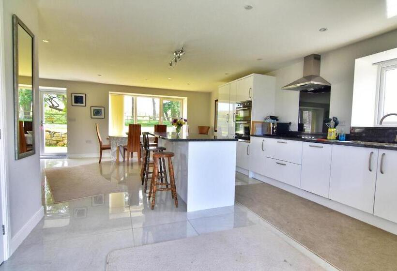 Chic Cottage Near Elan Valley And Builth Wells