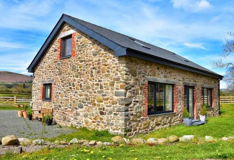 Chic Cottage Near Elan Valley And Builth Wells