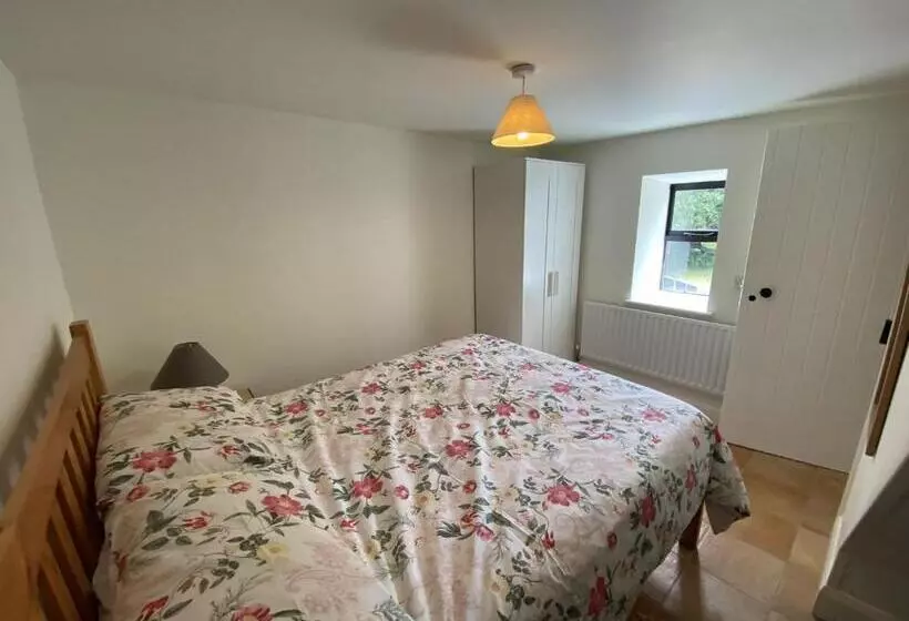 Cottage 426   Moyard