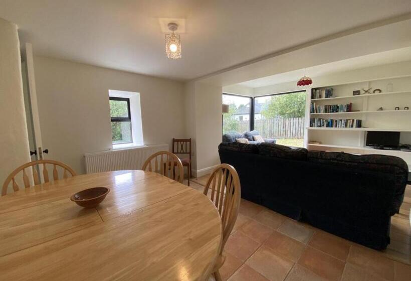 Cottage 426   Moyard