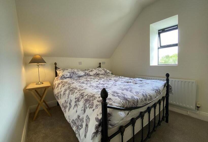 Cottage 426   Moyard