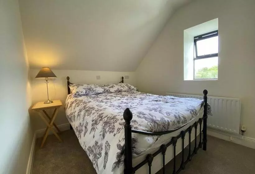 Cottage 426   Moyard