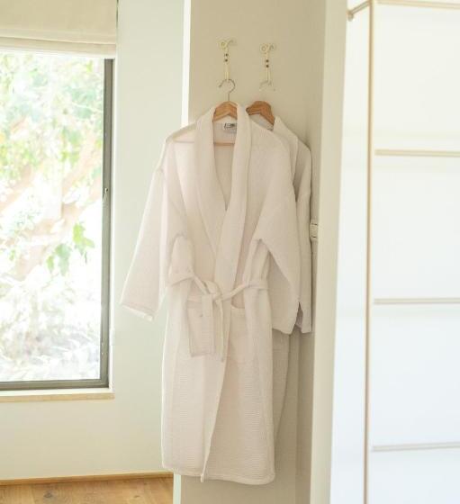 Hanahala Beramot   Boutique Suites