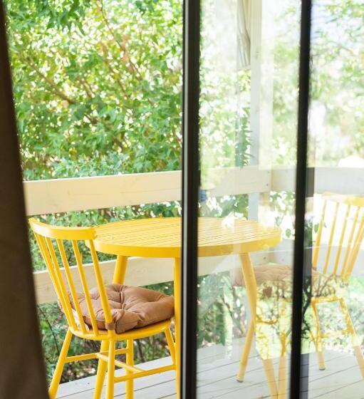 Hanahala Beramot   Boutique Suites