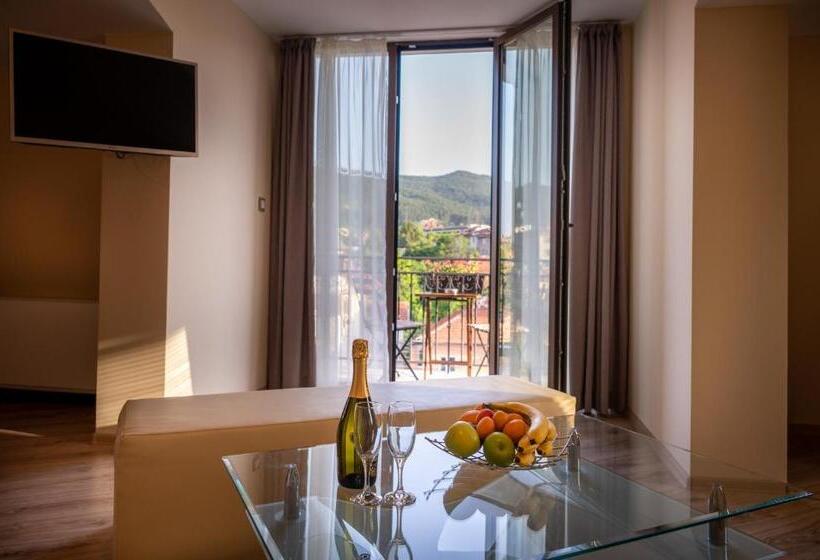 호텔 семеен хотел константинови